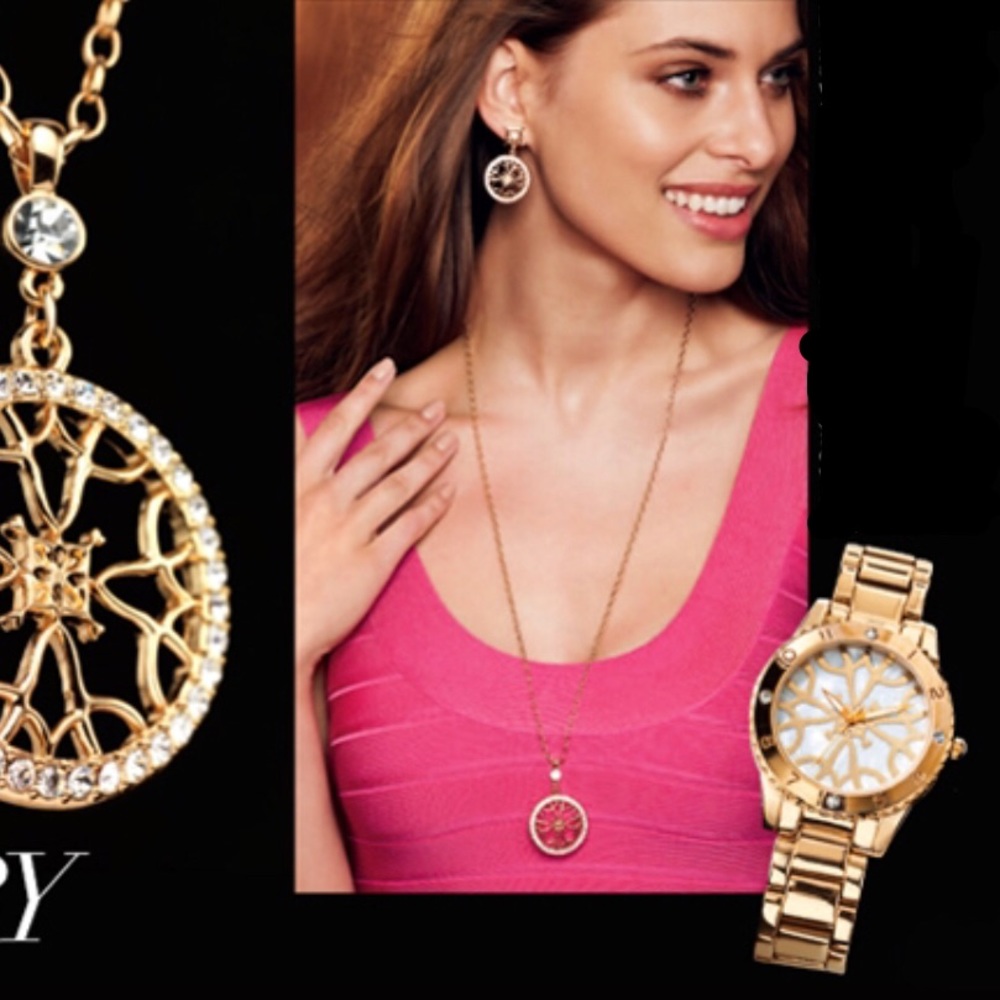 Avon Signature Collection Gold Watch Women’s - Picture 3 of 10